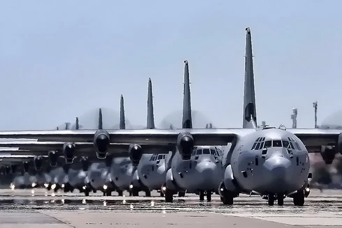 [ẢNH] Bàn giao chiếc C-130 Hercules thứ... 2.600, Lockheed Martin lập kỷ lục vô tiền khoáng hậu