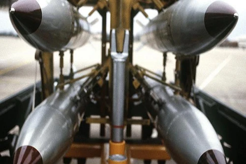 Mỹ chỉ thay thế các bộ phận vũ khí hạt nhân cũ tại Đức