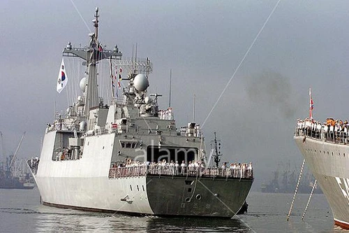 Hàn Quốc triển khai tàu khu trục 4.500 tấn tới Nhật Bản diễu binh