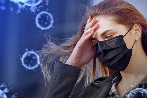 Dấu hiệu nhiễm Covid-19: Không chỉ sốt, ho, khó thở…