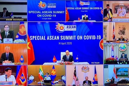 Vững vàng trong vai trò đầu tàu