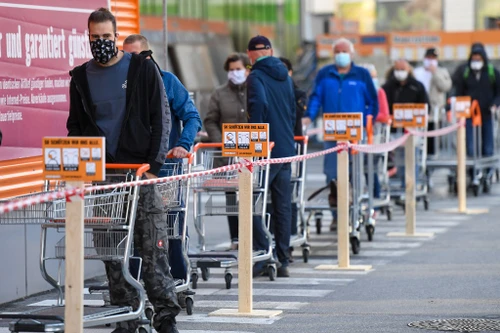 Trường kỳ chống dịch Covid-19, mở ra thời kỳ bình thường mới 