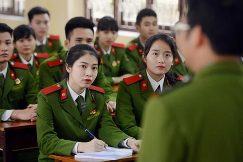 Thiết thực vận dụng lời dạy của Bác về huấn luyện cán bộ trong Công an nhân dân 