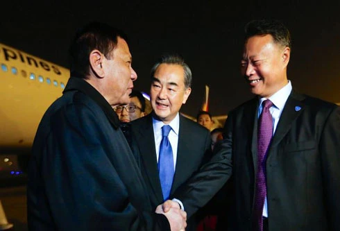 Philippines quyết làm "tan băng" quan hệ với Trung Quốc 