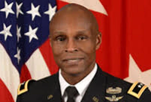 Tướng Mỹ bị sa thải vì dùng tiền công để xem thoát y