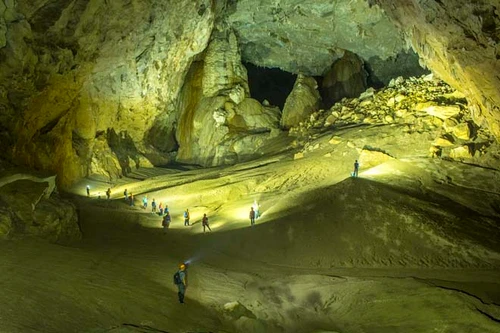 Vẻ đẹp kỳ bí có sức hút khó cưỡng với du khách của Sơn Đoòng