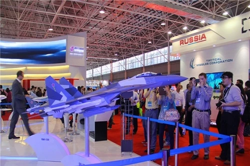 Nga mang toàn "đồ cổ" đến triển lãm Chu Hải Airshow 2014