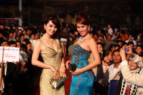 "Sao" trẻ thờ ơ, vô cảm với Liên hoan phim!