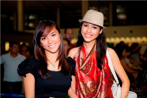 Thiên Lý xuất hiện trở lại sau đám cưới!