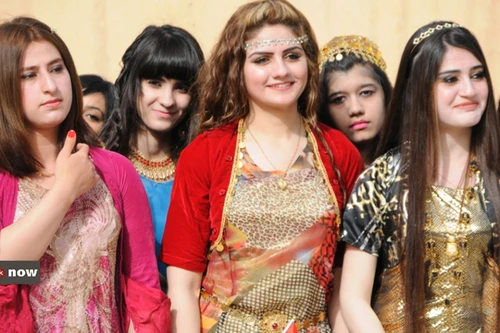 Vẻ đẹp cuốn hút của nữ chiến binh khiến khủng bố IS sợ hơn cả tên lửa Mỹ (I)