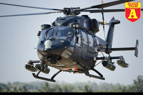 Ấn Độ bất ngờ triển khai trực thăng tấn công tới sát biên giới Trung Quốc