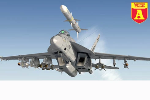 Mỹ bất ngờ tiết lộ: Siêu tên lửa AIM-120 mới là sát thủ bắn hạ Su-22 Syria