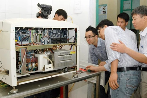 Giật mình: Chỉ 20 trong số hàng nghìn loại thiết bị y tế được kiểm định 