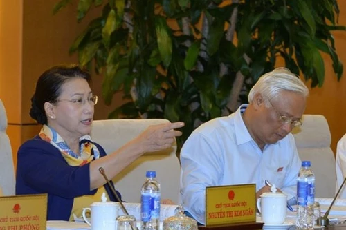 Công chức làm sai thì phải bồi hoàn 