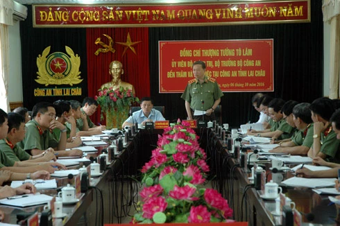 Bộ trưởng Tô Lâm thăm và làm việc tại Công an tỉnh Lai Châu