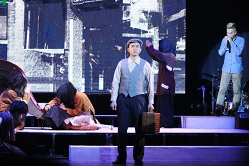 "Hừng đông" ra mắt khán giả phương Nam