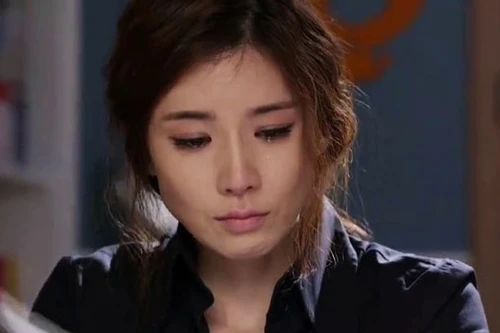 Mẹ chồng mù lòa cay nghiệt và lời đáp trả của con dâu