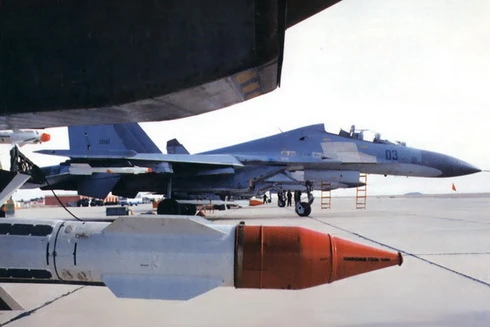 [ẢNH] Trung Quốc "bẻ khóa" thành công hệ thống điều khiển hỏa lực trên tiêm kích Nga