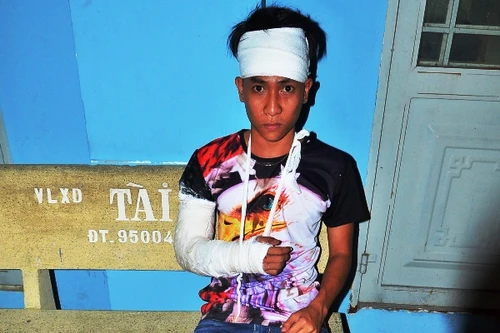 Nhóm đối tượng côn đồ truy sát khiến 3 thanh niên trọng thương