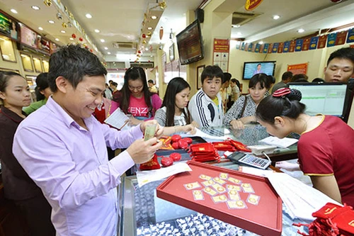 Giá vàng tăng, tỷ giá biến động nhẹ