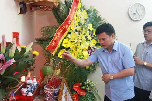 Lãnh đạo TP Hà Nội chia buồn cùng gia đình liệt sỹ phi hành đoàn CASA-212