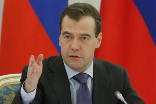 Sốc: Hàng nghìn người Nga đòi Thủ tướng Medvedev từ chức