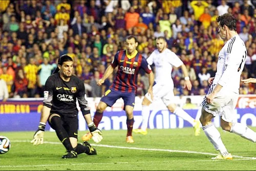 Xem Gareth Bale bứt phá như xe đua F1, lập siêu phẩm