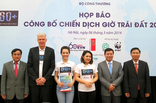 Á hậu Thụy Vân, ca sĩ Bảo Trâm làm đại sứ "Giờ trái đất"