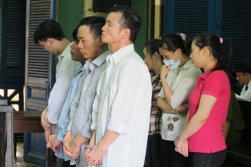 Các bị cáo tại phiên tòa