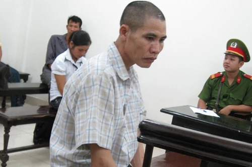 Đâm chết trộm cá, bảo vệ hồ thủy sản lĩnh án 11 năm tù