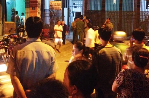 Treo cổ tự vẫn ngay sau khi đâm người trọng thương