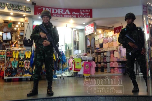 Bangkok, hình ảnh ngày đầu tiên sau cuộc đảo chính