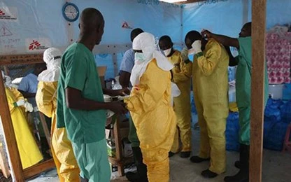 Thêm 2 bệnh nhân được điều trị khỏi Ebola