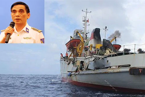 Tàu Trung Quốc chơi bài "ghì thật chặt, rồi đâm" với tàu Việt Nam