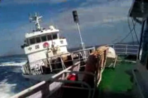 Xem tàu hải cảnh Trung Quốc điên cuồng đâm tàu Việt Nam