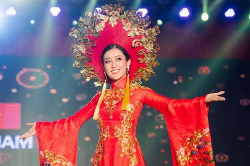 Huyền My giành vị trí Á quân top 15 trang phục dân tộc được yêu thích nhất