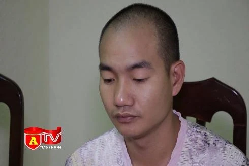 Bắt giữ đối tượng tàng trữ ma tuý tại quán internet