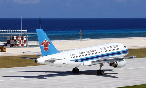 Yêu cầu Trung Quốc chấm dứt ngay hoạt động bay bất hợp pháp trên Biển Đông