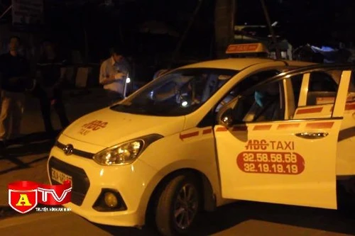 Lời khai của đối tượng cứa cổ lái xe taxi 