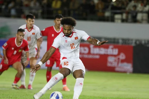 Xuân Son nói gì khi ghi bàn trở lại cho tuyển Việt Nam?