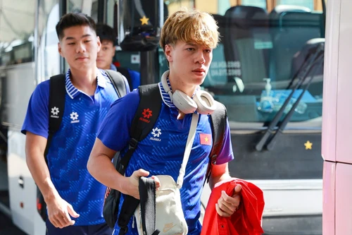 U22 Việt Nam đổ bộ Bangkok, quyết săn 'vàng' SEA Games 33