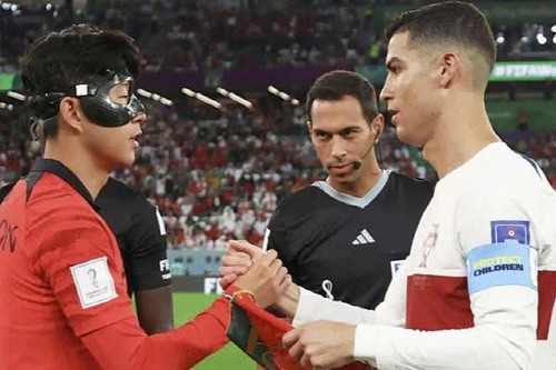 Vượt qua Ronaldo, Son Heung-min giành giải thưởng châu Á danh giá