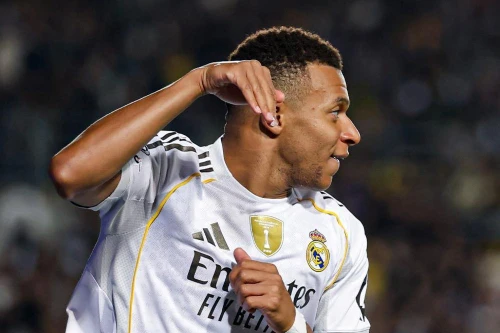 Mbappe lập hattrick giúp Real đại thắng ở Champions League