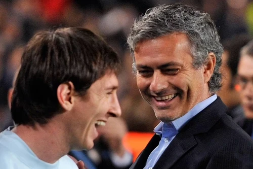 HLV Mourinho tiết lộ bất ngờ mối quan hệ với Messi