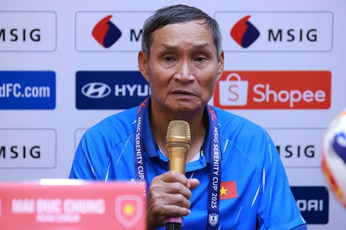 HLV Mai Đức Chung quyết tâm hạ Thái Lan sau thất bại trước Australia