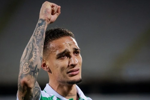 Antony, từ viên sỏi ở MU thành ngọc quý của Betis