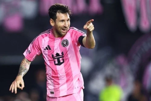 Messi trút bỏ áp lực nhờ màn rực sáng ở MLS