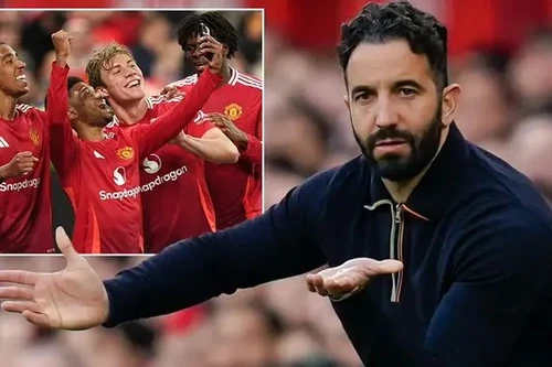 HLV Kim Sang-sik và các tuyển thủ Việt Nam đối đầu MU đủ binh hùng tướng mạnh