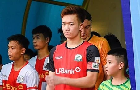 Đội bóng của Hoàng Đức, Đặng Văn Lâm giành vé lên V-League