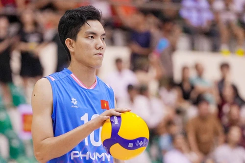 Bích Tuyền bất ngờ rút khỏi tuyển bóng chuyền nữ Việt Nam